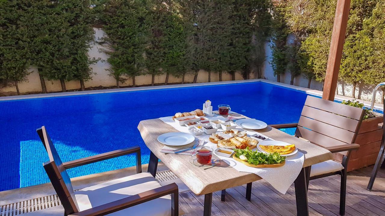 Rebetiko Hotel Alacatı Bagian luar foto