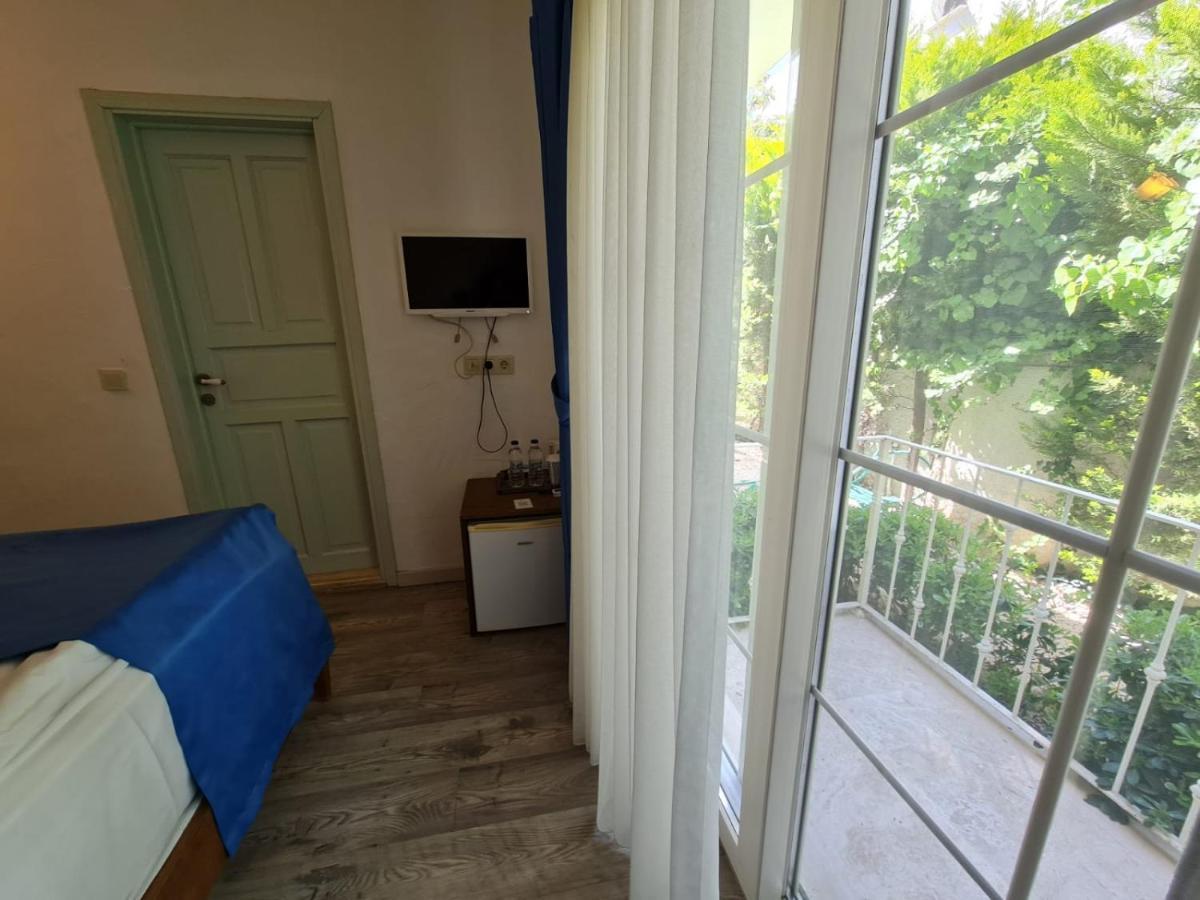 Rebetiko Hotel Alacatı Bagian luar foto