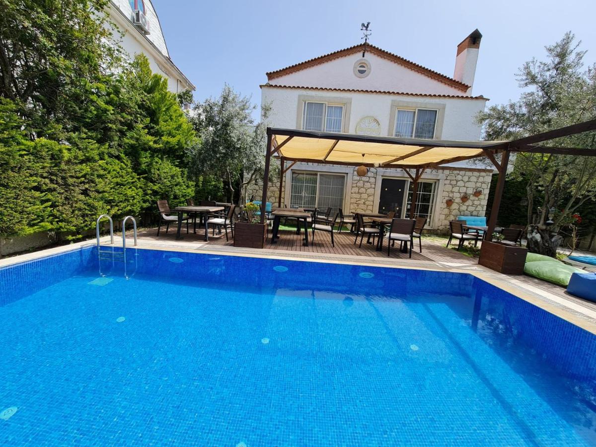 Rebetiko Hotel Alacatı Bagian luar foto